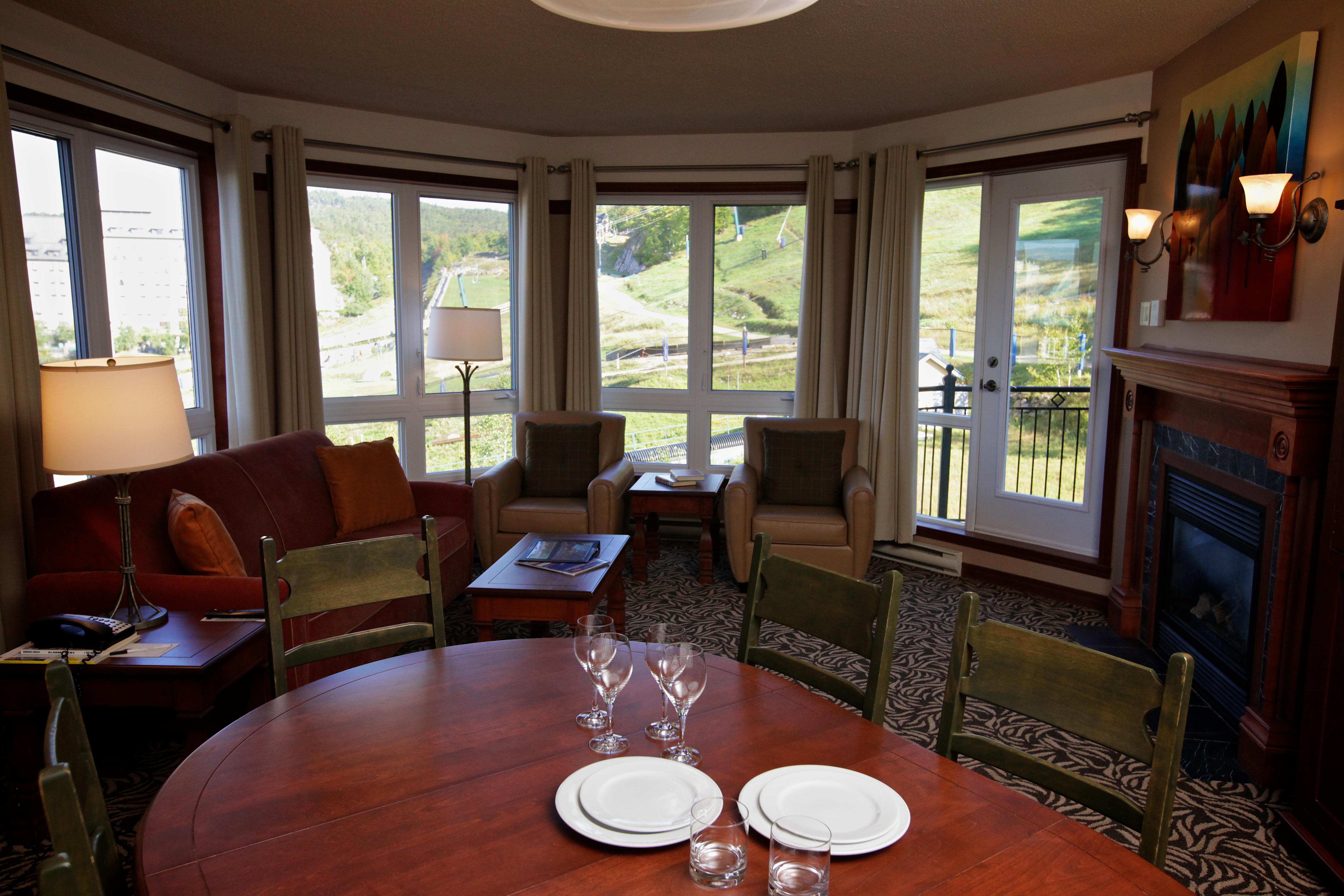 Sommet Des Neiges Hotel